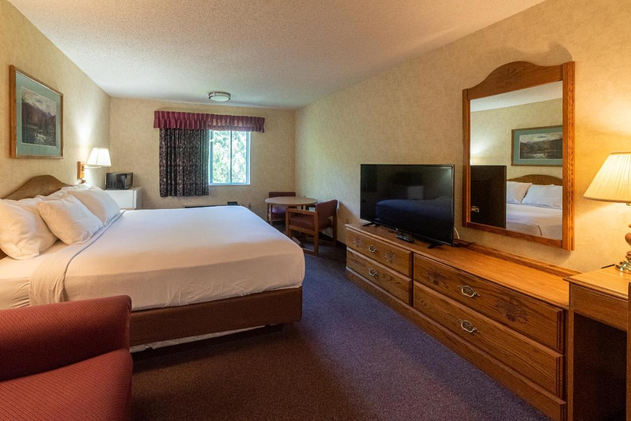 Willabee's Hotel